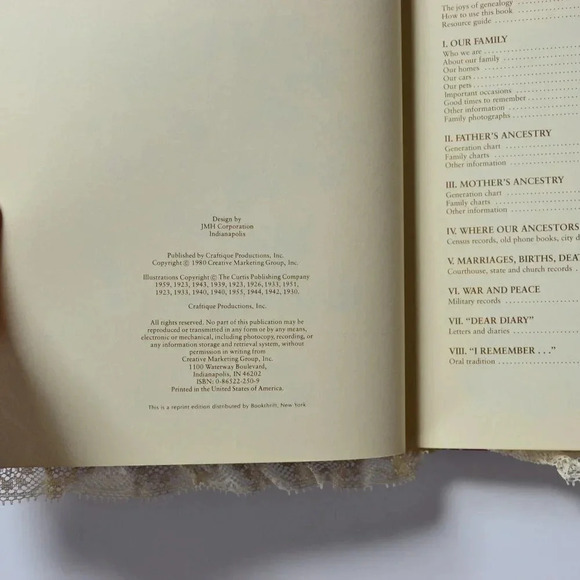 Vintage  Family Tree Book - Picture 3 of 7